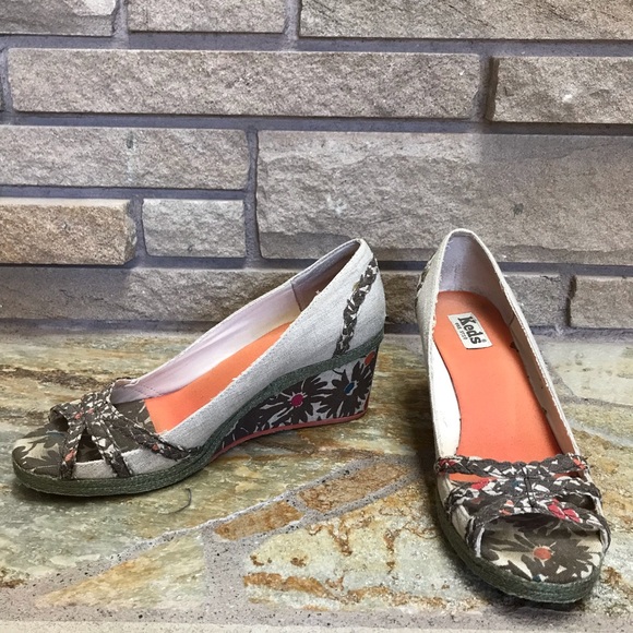 Keds Shoes - Keds Siesta Floral Open Toe wedges Tan 9.5